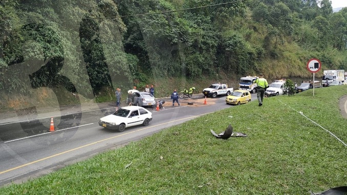 accidente variante Caldas