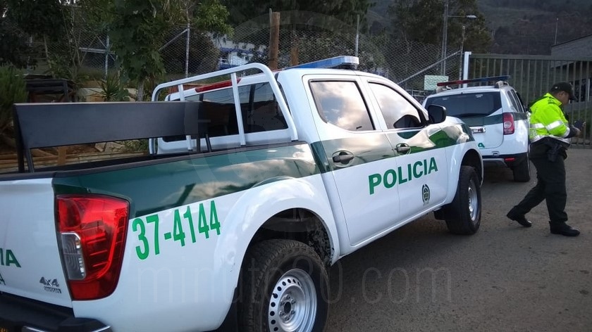 EN FOTOS Y VIDEO: Lo mataron de un machetazo, en el sector de Carambolas parte alta 2 HOMICIDIO EN CARABOLAS PARTE ALTA 10 01 2020 4