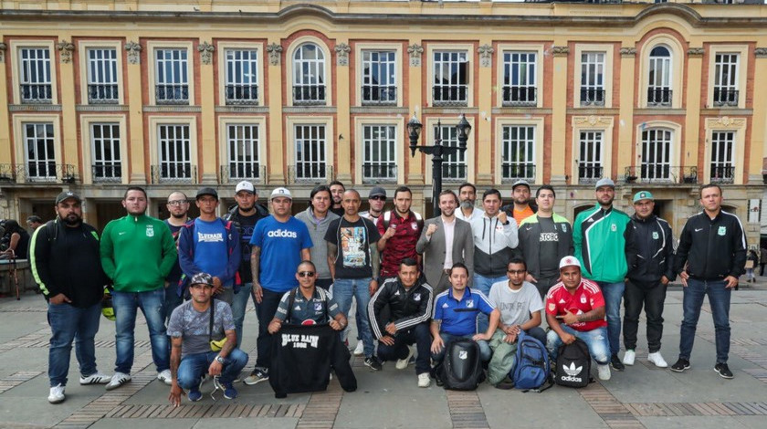 ¡Fútbol en paz! En Bogotá trabajarán con barristas de Nacional, América, Santa Fe y Millos para frenar la violencia