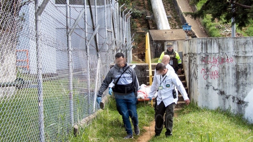 Dicen los vecinos que al que mataron en Carambolas, fue por robarle 11 homicidio 10 01 2020 entre carambolas y santa elena 10