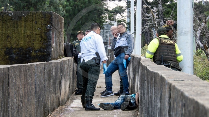 Dicen los vecinos que al que mataron en Carambolas, fue por robarle 4 homicidio 10 01 2020 entre carambolas y santa elena 4