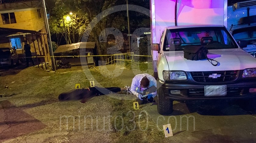 EN FOTOS Y VIDEO: Este joven apareció muerto a balazos en Robledo, pero nadie vio ni escuchó nada 6 homicidio en Robledo Villa FLora 5