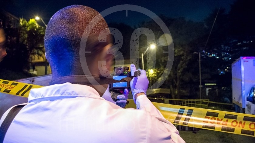 EN FOTOS Y VIDEO: Este joven apareció muerto a balazos en Robledo, pero nadie vio ni escuchó nada 3 homicidio en Robledo Villa FLora 7