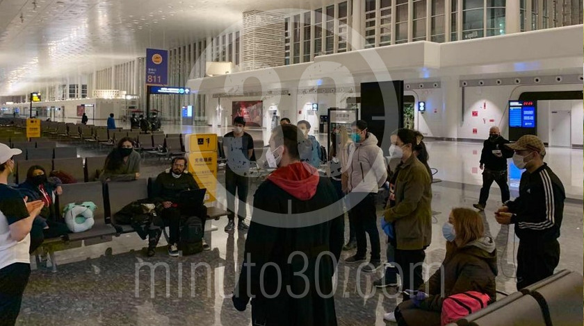 ¡Aterrizó Jupiter! Ya está en Bogotá el avión militar que repatrió a los colombianos de Wuhan