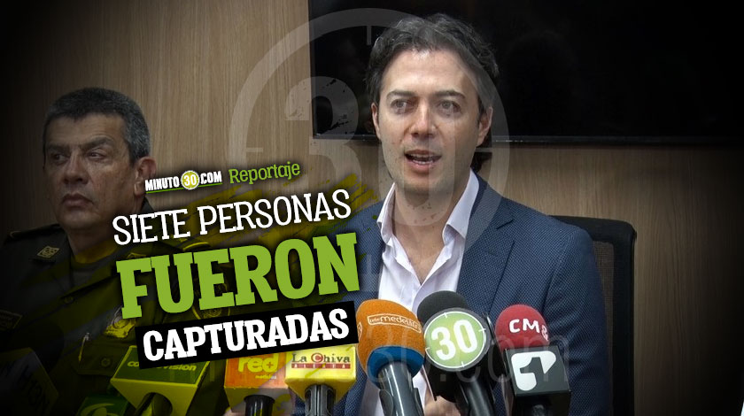 “Esto es un mensaje contundente”: Daniel Quintero sobre operativo relámpago en la Comuna 13 1 Esto es un mensaje contundente Daniel Quintero sobre operativo relampago en la Comuna 13