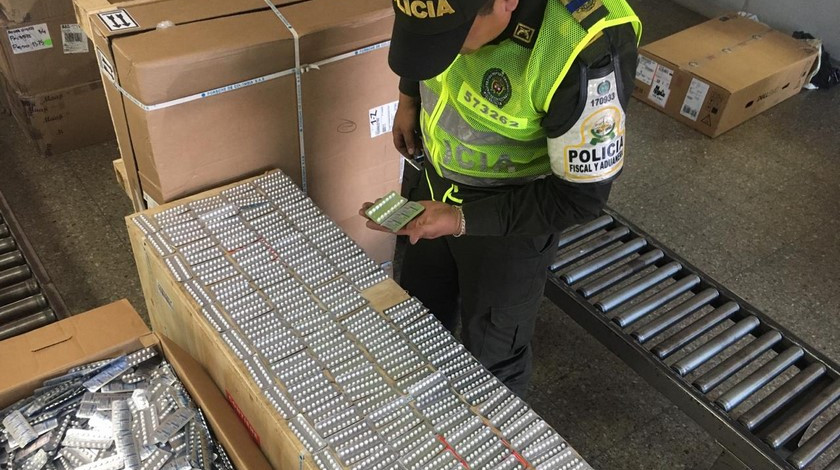 Incautaron 49 mil dosis de medicamentos no aptos para el consumo humano que se iban a distribuir en Medellín 1 Medicamentos sin registro Invima Medellin1