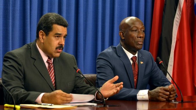 MADURO FIRMA ACUERDOS BILATERALES CON TRINIDAD Y TOBAGO
