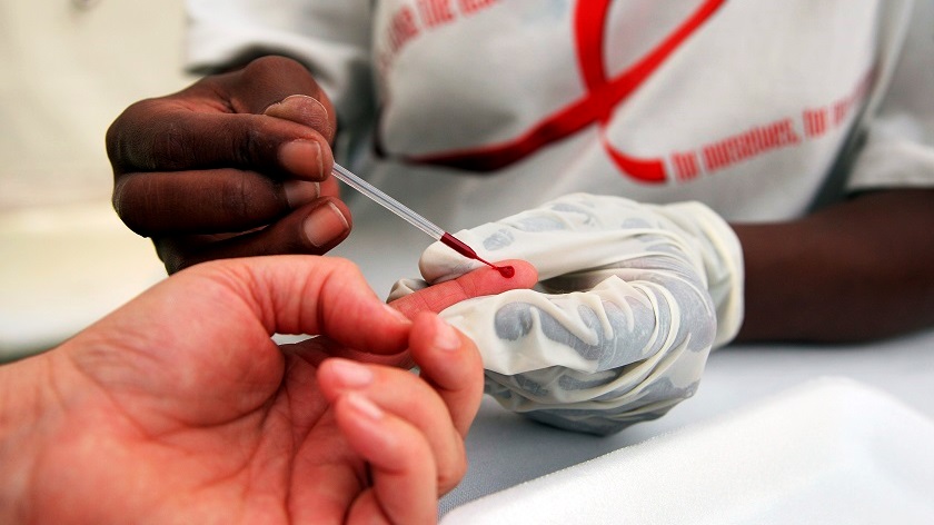 Hay un tipo de sangre más resistente al  virus Covid-19 que otro y aquí se lo contamos