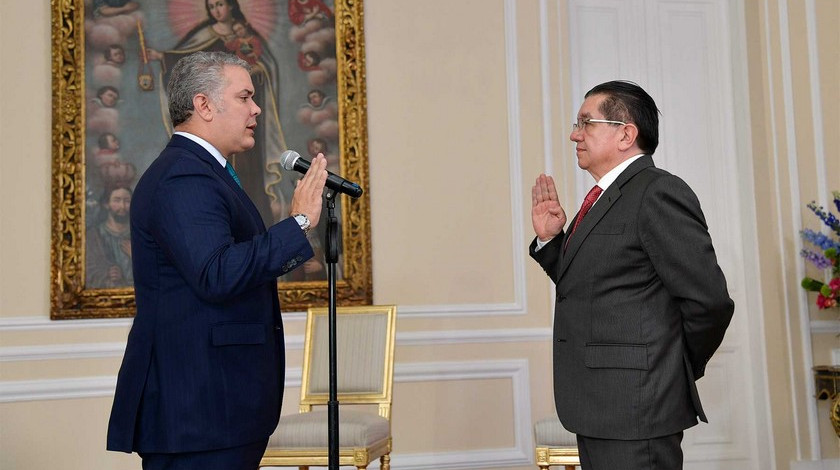 Ya se posesionó el nuevo MinSalud, tiene el reto de enfrentar probable llegada del coronavirus a Colombia