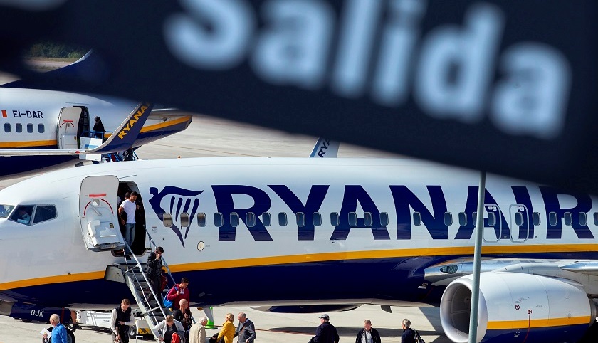 Las aerolíneas reducen su capacidad hasta el 90 % y empiezan a presentar ertes