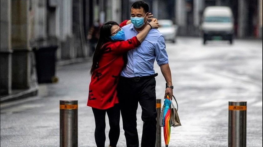 ¡Increíble! Se fue para Italia con su amante, se contagió de coronavirus y pasa la cuarentena con esposa