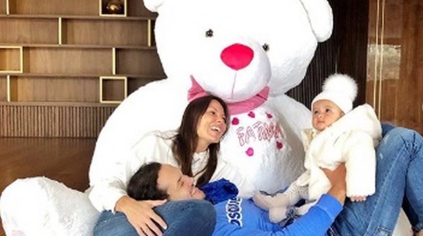 FOTOS: Con imagen de Fátima sonriendo, Paula Andrea Betancourt celebró los ocho meses de su hija