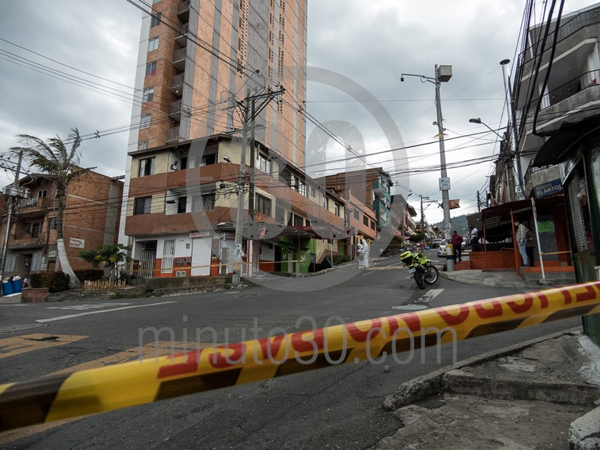 Fotos: Así fue la inspección técnica del joven que asesinaron a disparos en Castilla 23 30 04 20 inspeccion tecnica asesinado castilla5