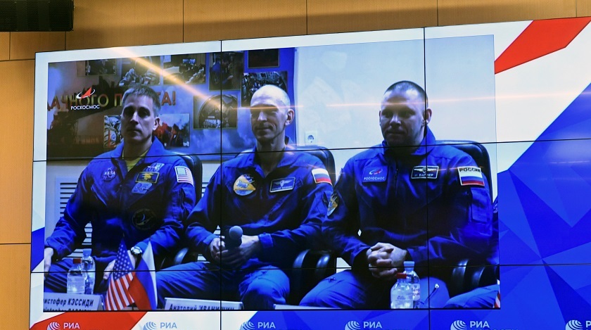 ASTRONAUTAS EEI