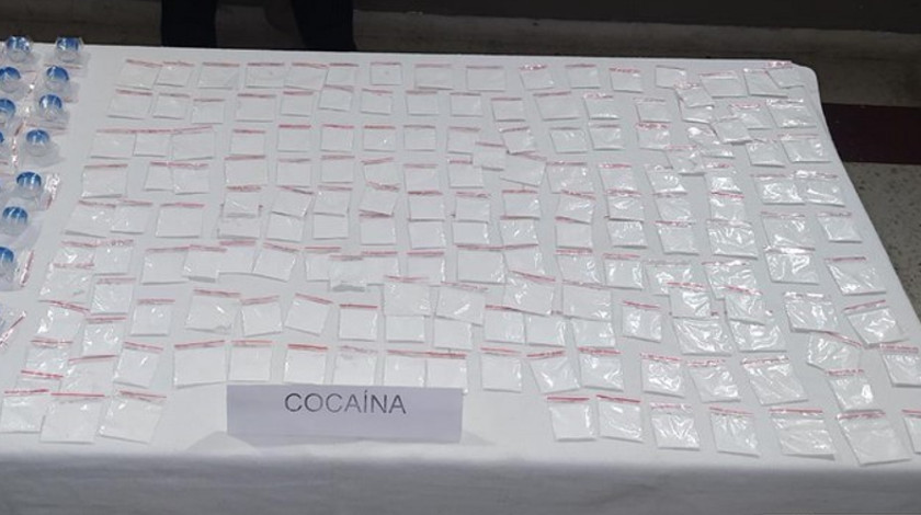 ¡Qué 'belleza'! Sujeto estaba en El Cóngolo evadiendo la domiciliaria que le dieron por hurto y tenía 98 gramos de cocaína 1 Cocaína