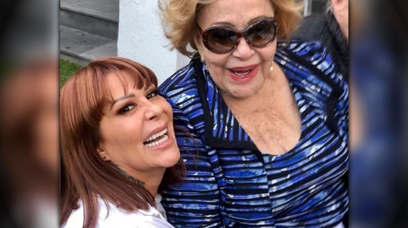 Alejandra Guzmán pidió ayuda para su mamá Silvia Pinal que se fracturó la cadera