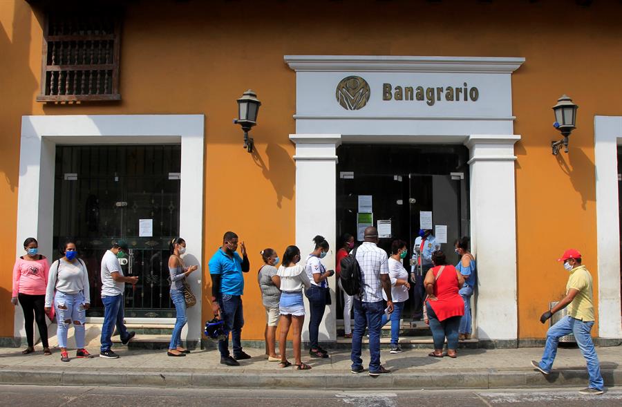 Colombia prevé contracción del 5,5 % en su actividad productiva por COVID-19