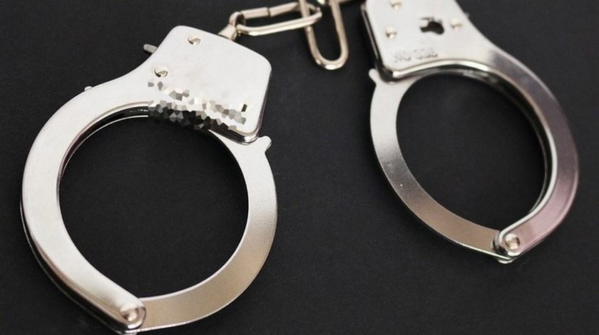 ¡Por dárselas de “biblia! Lo sentenciaron a 48 meses de prisión por falsificar la licencia de conducción 1 Alias 'Pecas' condenado por homicidio de rector en Bolívar