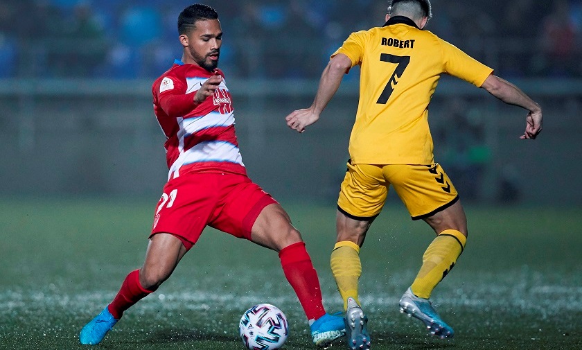 El delantero venezolano del Granada Yangel Herrera