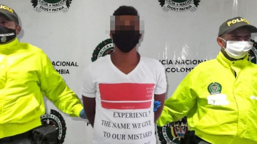 Apuñalado a un hombre por unos fritos