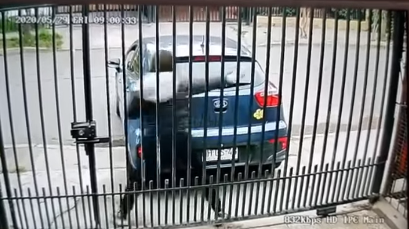 mujer-enfrenta-ladrones.