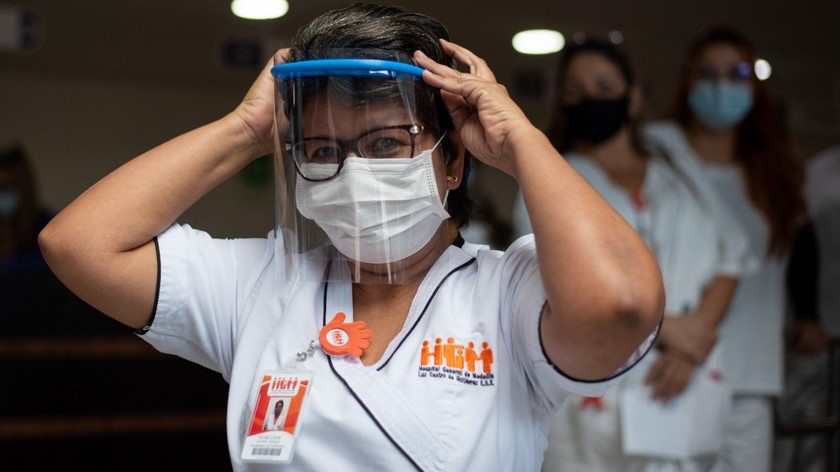 Fueron entregados 1.000 escudos faciales a los trabajadores de la salud de Medellín