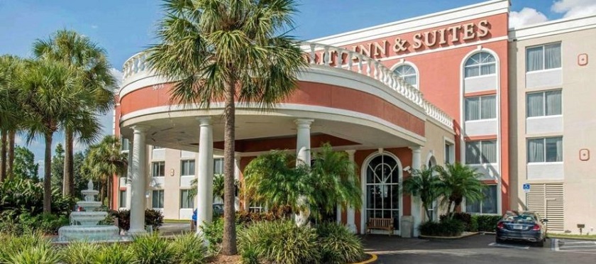 Mujer se mató al caer del balcón de un edificio en Florida