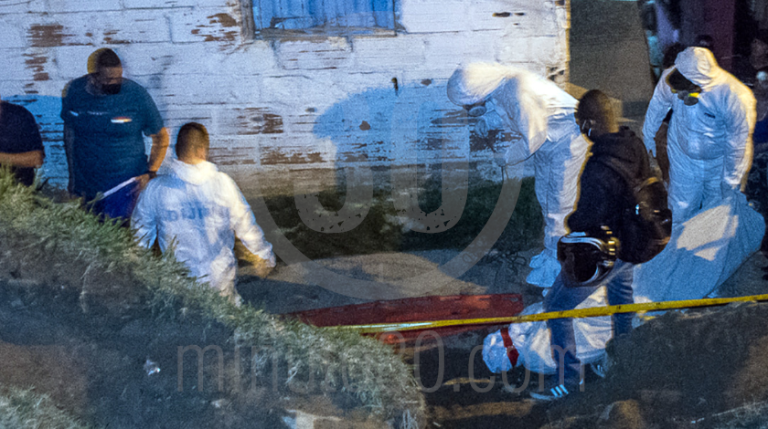 EN VIDEO Y FOTOS: Lo iban persiguiendo para matarlo, se metió a una casa ajena y ahí lo ultimaron a disparos 10 homicidio en el barrio blanquizal medellin jueves 28 de mayo 2020 9