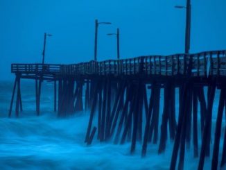 Un sistema de baja presión en el Atlántico puede ser la primera tormenta de 2020 1 huracanes2