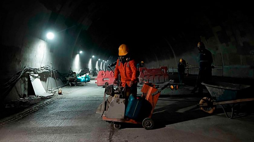 El 74% de los proyectos de infraestructura de transporte se ha reactivado en el país: MinTransporte