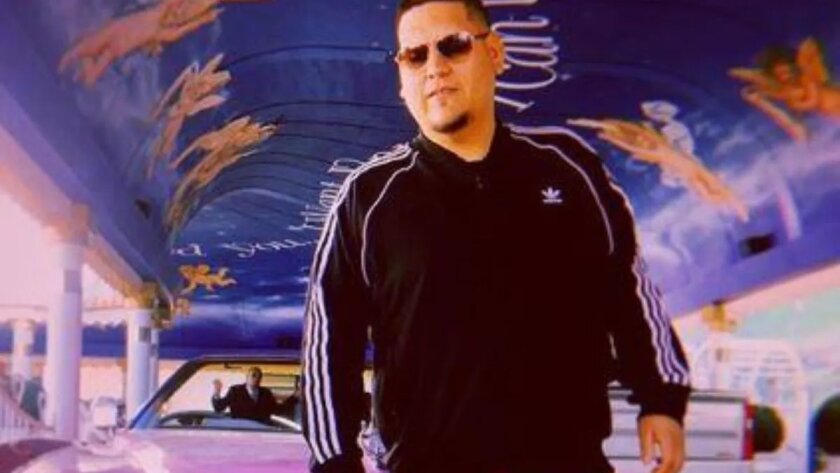 ¡En accidente de tránsito! Murió productor de los videos de Christian Nodal