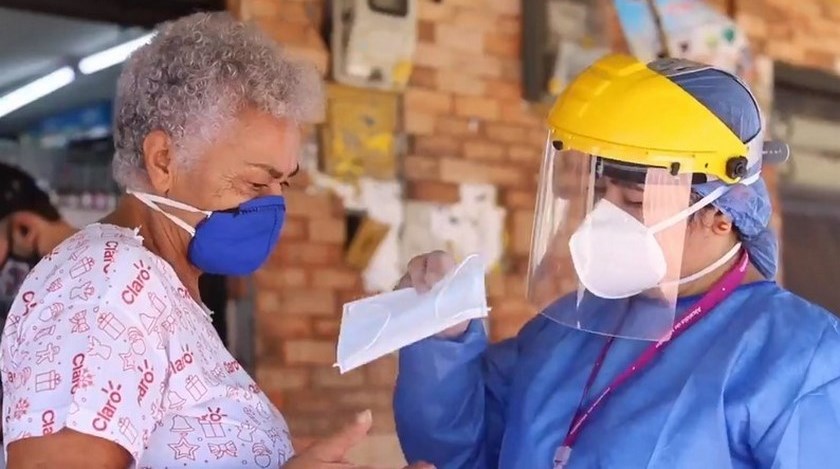 VIDEO: Así fue la jornada de entrega de elementos de protección contra el COVID-19 en Aranjuez y Santa Cruz