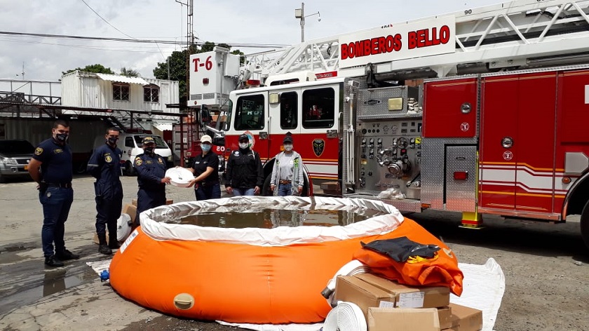 Nuevo tanque de agua de los Bomberos de Bello
