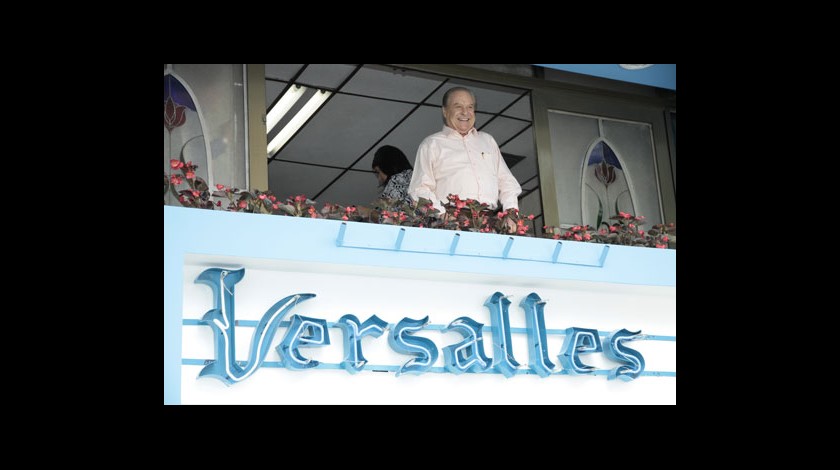 Murió ‘Don Leo’ luto en el Salón Versalles