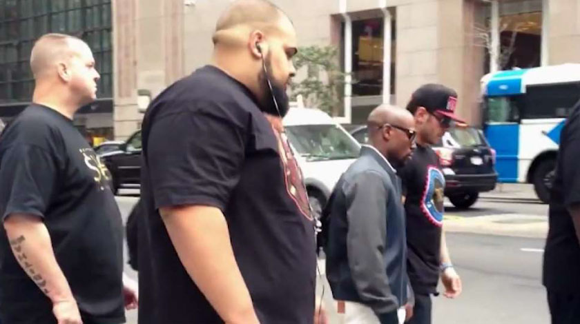 Mayweather pagará los funerales de George Floyd