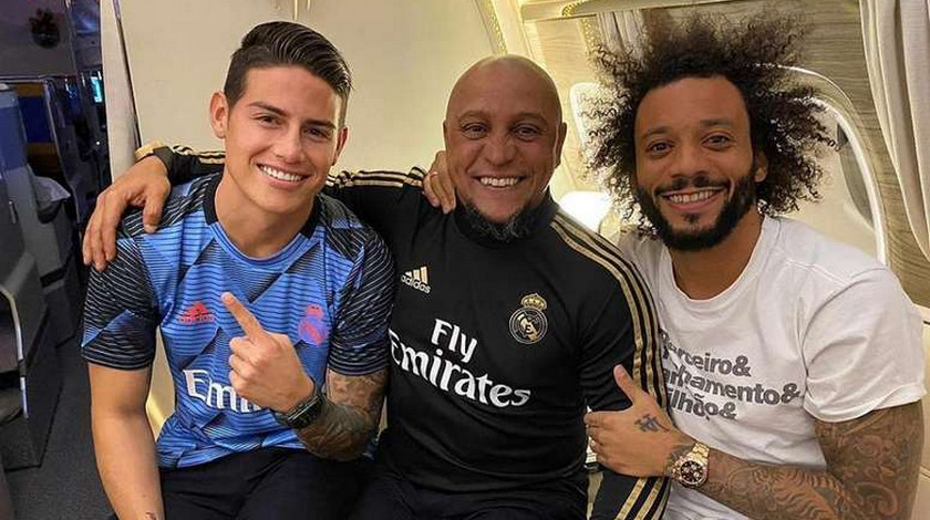 Roberto Carlos y James