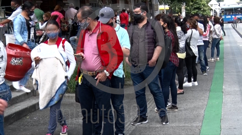 Si vive en Antioquia e hizo compra presencial en Día sin Iva le recomiendan hacer cuarentena