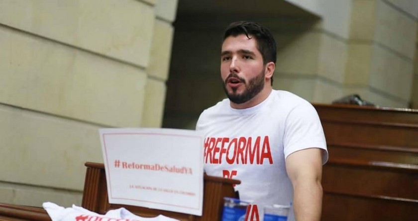 ¡Es el primero! Se infecta Representante a la Cámara con Covid-19