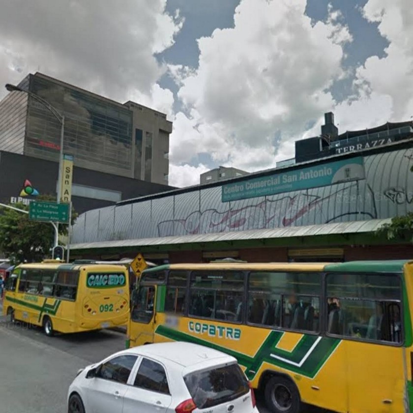 Centro Comercial Bazar San Antonio