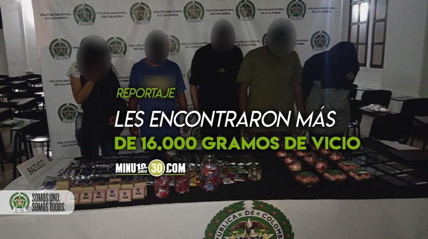 ¡Cómo los ve! Cogieron a cinco “estudiantes” que rellenaban chocolates y dulces con marihuana, en El Chagualo