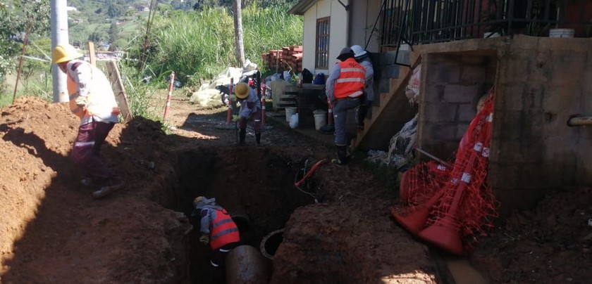 Trabajos tubería San Cristóbal