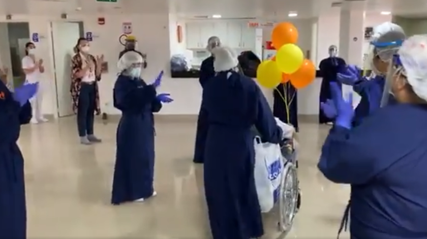 EN VIDEO: ¡Qué emoción! Salió el primer paciente recuperado de la UCI de la Clínica de La 80