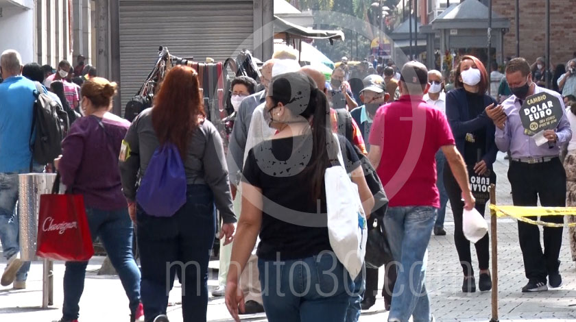 Ya NO queda ninguna comuna de Medellín por debajo de los 100 casos activos de Covid