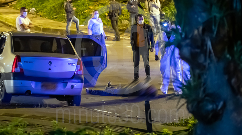 EN FOTOS Y VIDEO: ¡Lo querían rematar! En el barrio Girardot le dieron bala a un hombre hasta matarlo, aunque este intentó huir 8 barrio Girardot