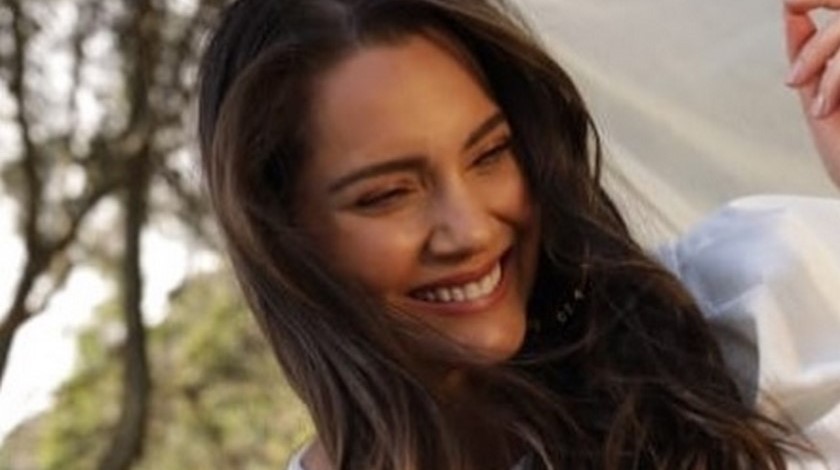 EN VIDEO: ¡Y hasta mostró la ‘pancita’! Jessica de la Peña dio a conocer el sexo y el nombre de su segundo bebé