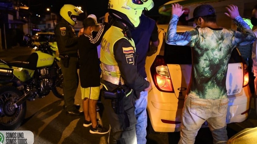 Operativos control en Manrique