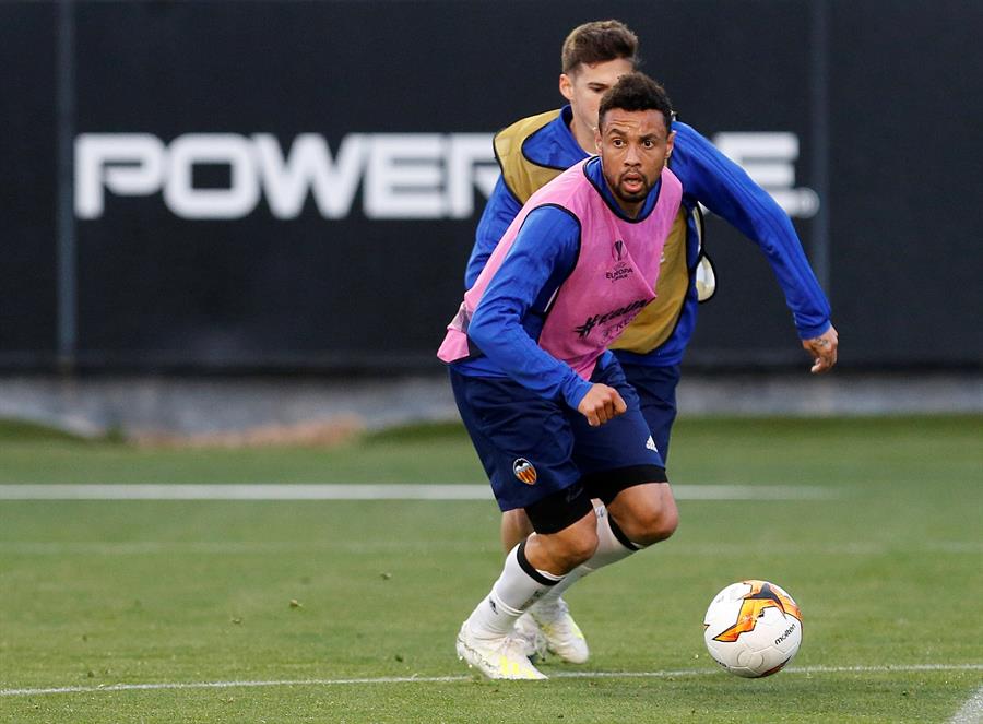 El Villarreal CF hace oficial el fichaje de Francis Coquelin