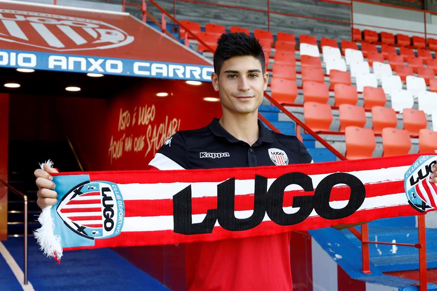 Osasuna cede al centrocampista Jaume Grau al Tondela