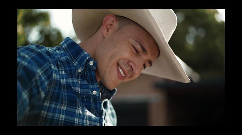 “Mi historia entre tus dedos” vuelve en versión banda