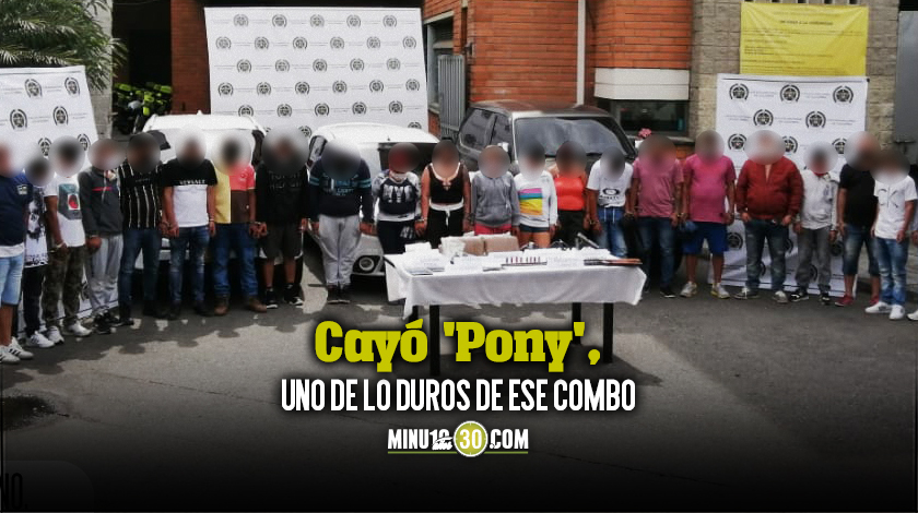Video: ¡Tremendo operativo! Cogieron a 18 integrantes de banda extorsionista en Medellín 1 Tremendo operativo Cogieron a 18 integrantes de banda extorsionista en Medellin